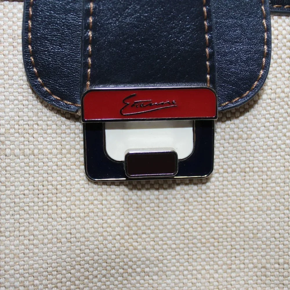 Etienne Aigner soft cream